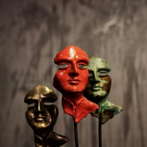 3-person sculpture by DNB